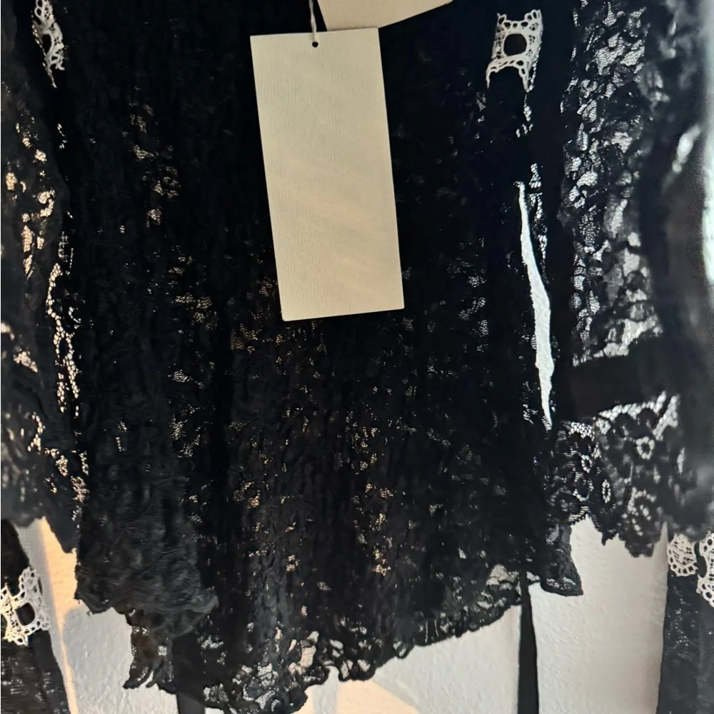 NWT Ann Ferriday Black Lace Top with White Trim small
